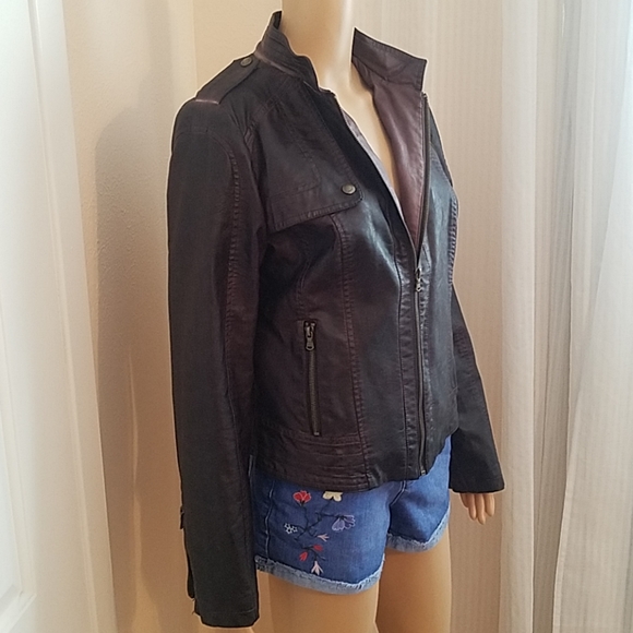 Guess distressed faux leather jacket - Picture 3 of 8